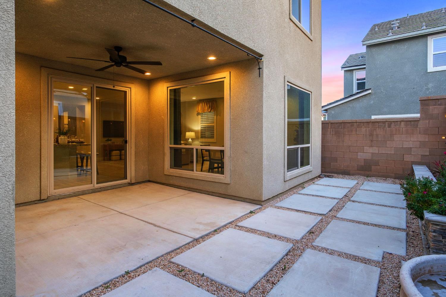 4228 Vineyard Dr, Madera, CA 93636