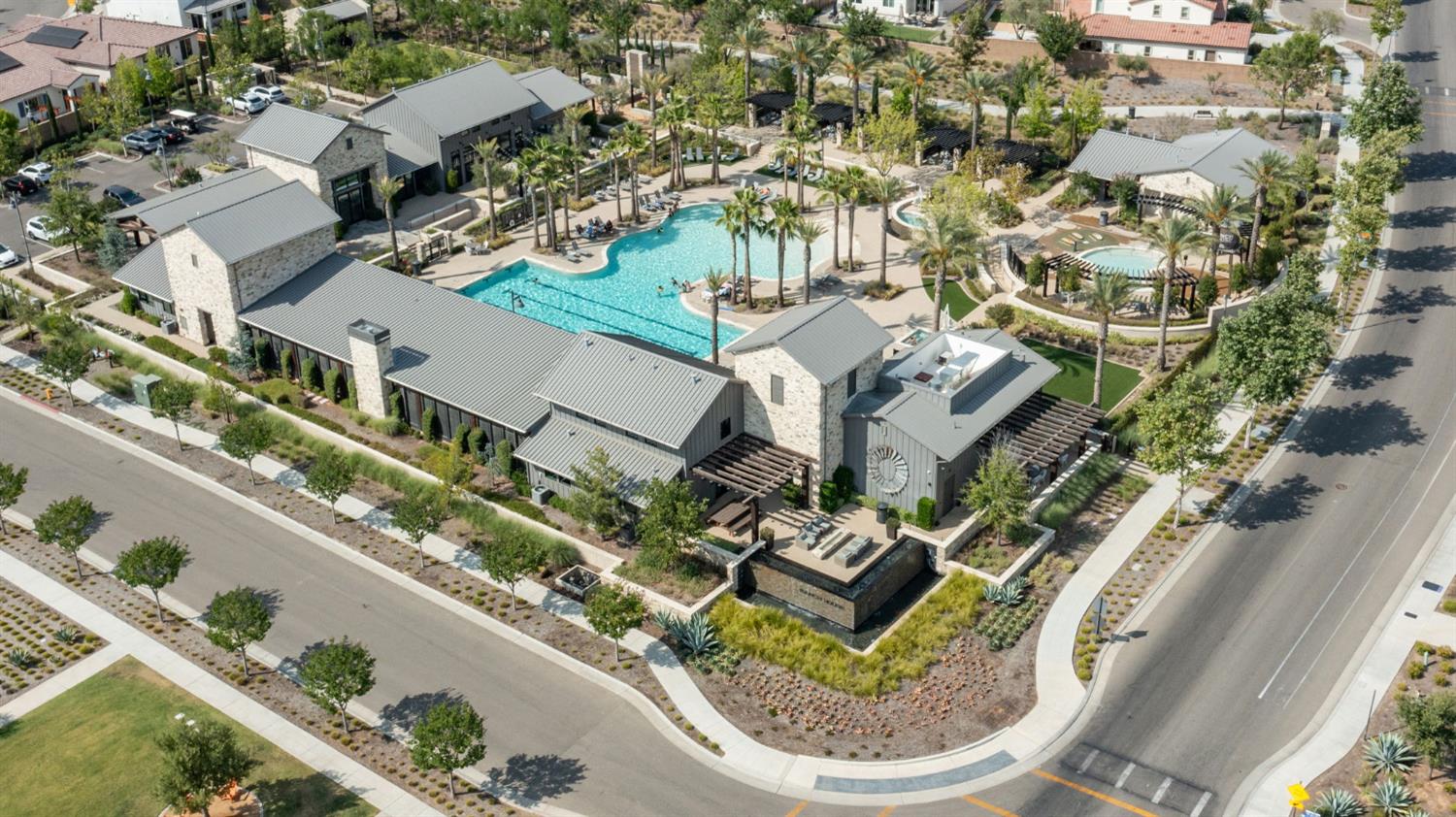 4228 Vineyard Dr, Madera, CA 93636