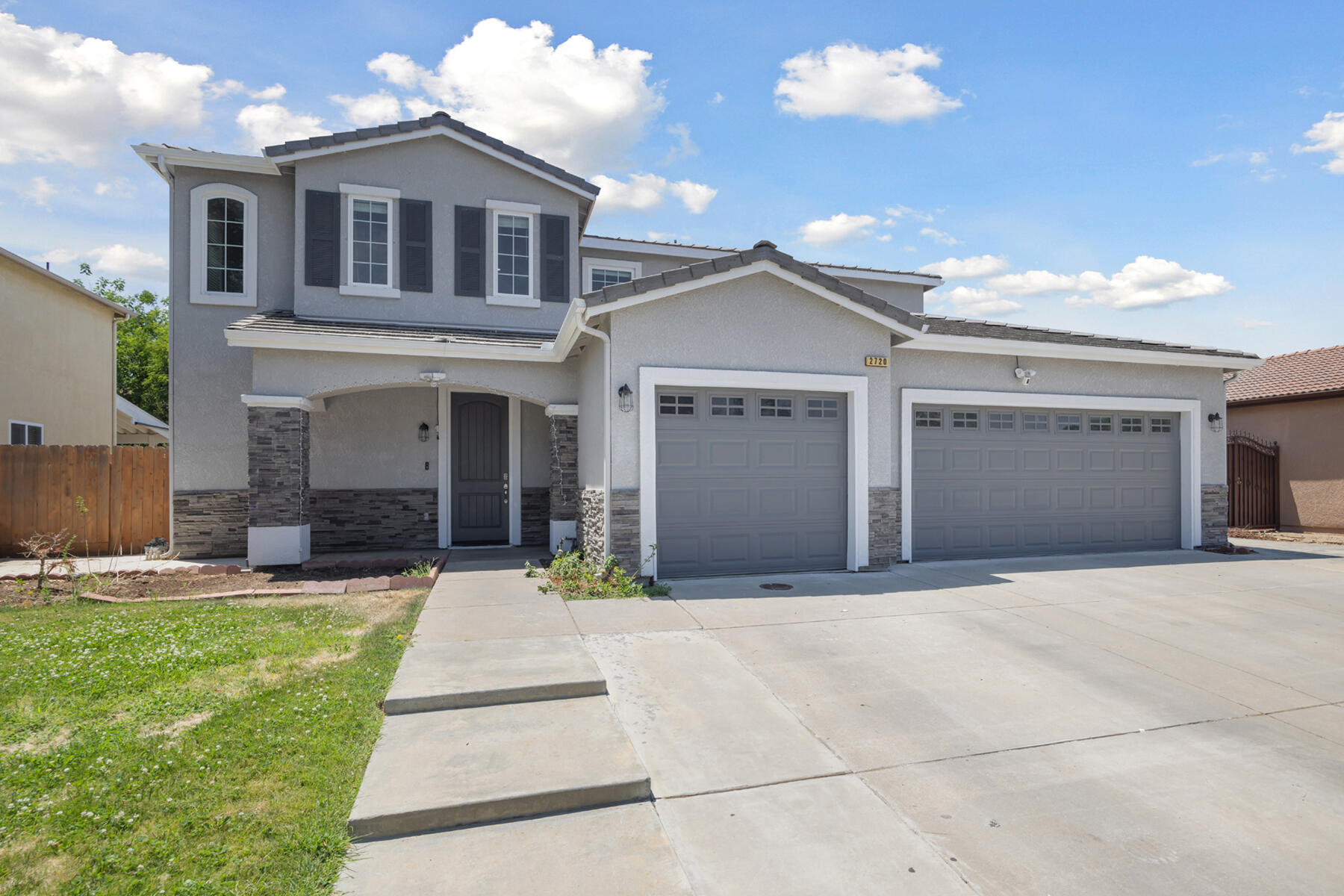 2720 San Jose Ave